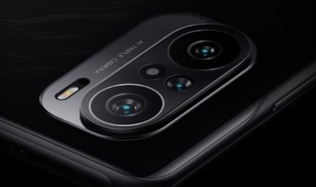 Redmi k40 camera is shown