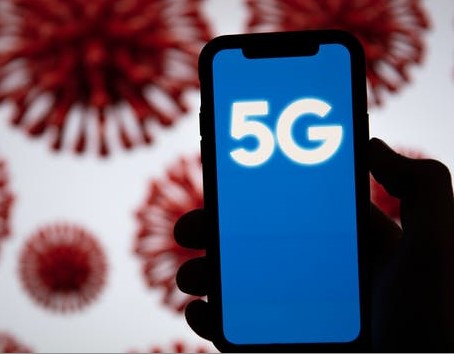 Picture depicting 5G and corona virus is in background
